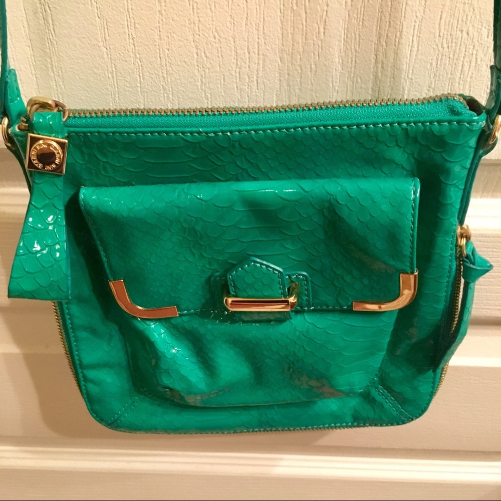 Gianni Bini Crossbody